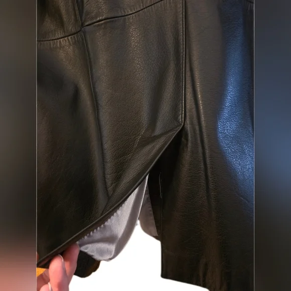 Wilsons Black Leather Coat Button Up Lined Y2K 90's 80's Goth Rocker Size XL - Picture 6 of 8